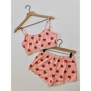 NEW!! STRAWBERRY Print Red Pink‎ Cropped Loungewear Two Piece Set X-Large